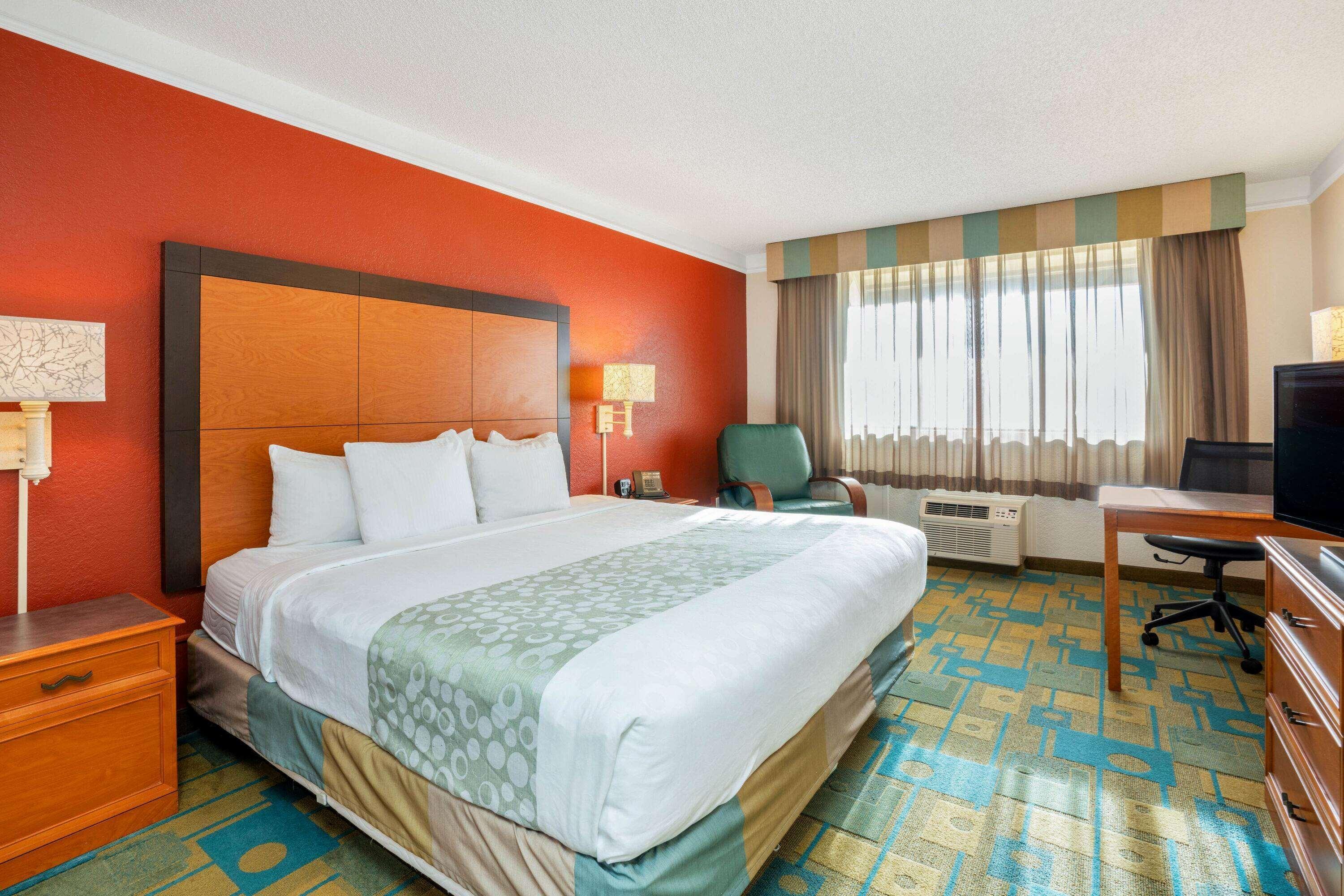 La Quinta By Wyndham Seattle Sea-Tac Airport Hotel SeaTac Exterior photo